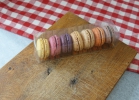 7 macarons